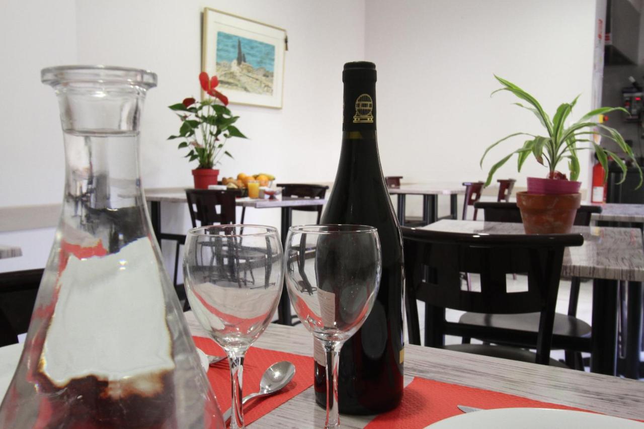 Le Provencal Hotel Tarascon Eksteriør billede